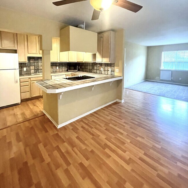 Foto del edificio - 134 Cypress St