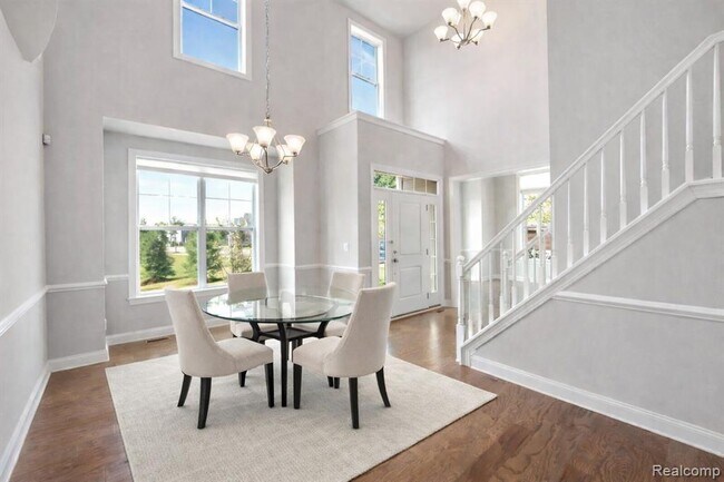 Foto del edificio - 3017 N Spurway Dr