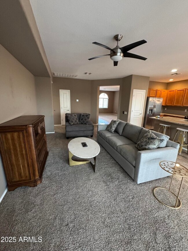 Foto del edificio - 949 E Indian Wells Pl