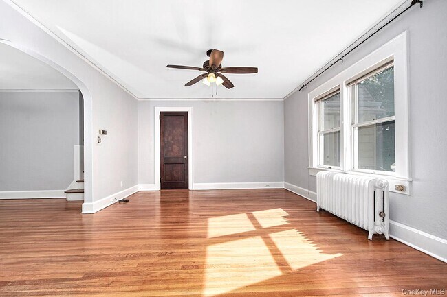 Foto del edificio - 128 Chatterton Pkwy