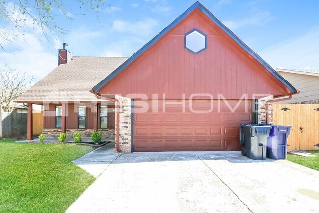 Building Photo - 7236 Walnut Creek Dr