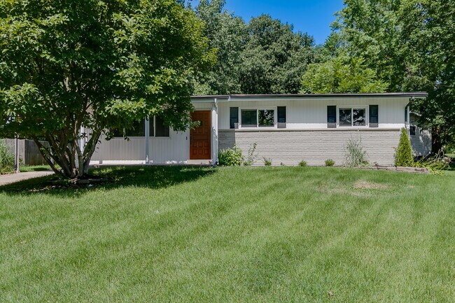 Foto del edificio - "Charming 4-Bed, 2-Bath Florissant Home wi...