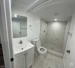 Building Photo - 74 Eaton Pl