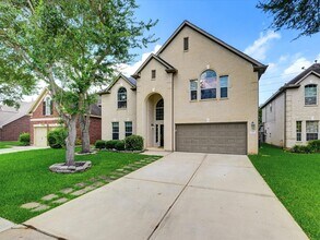 Building Photo - 1114 Jasons Bend Dr