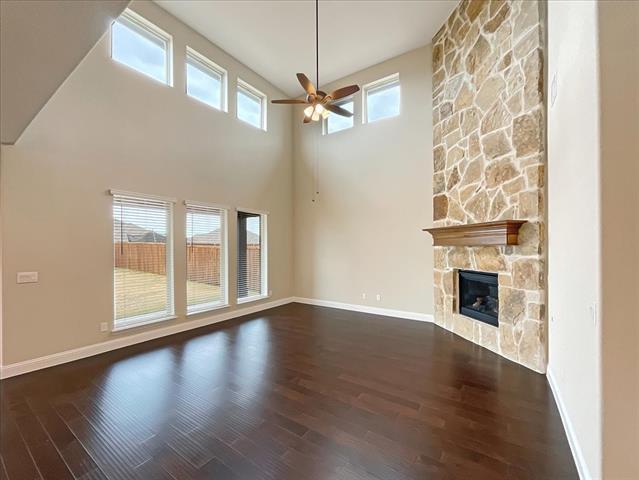 Building Photo - 1702 Veneto Dr