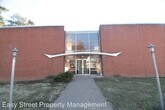 Primary Photo - 2925 Dubuque St