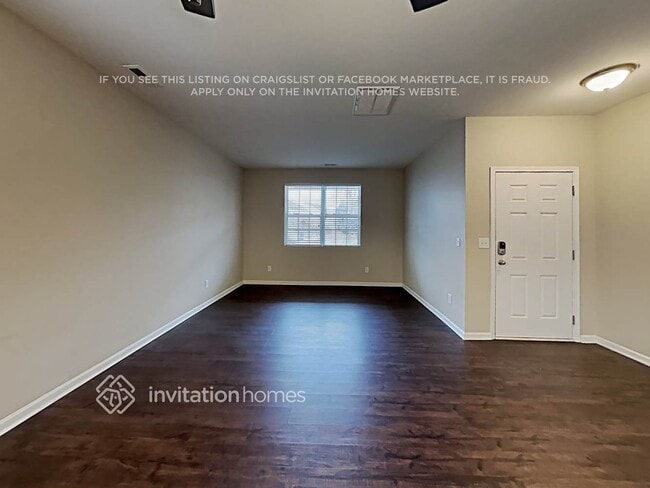 Building Photo - 7307 Lamplighter Close Dr
