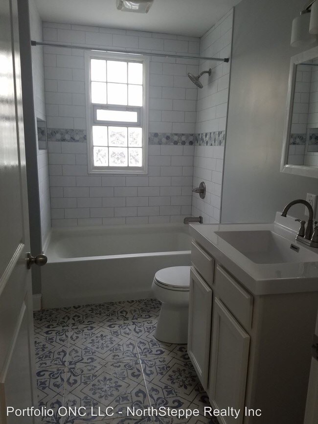 Foto del edificio - 2640 Findley Ave