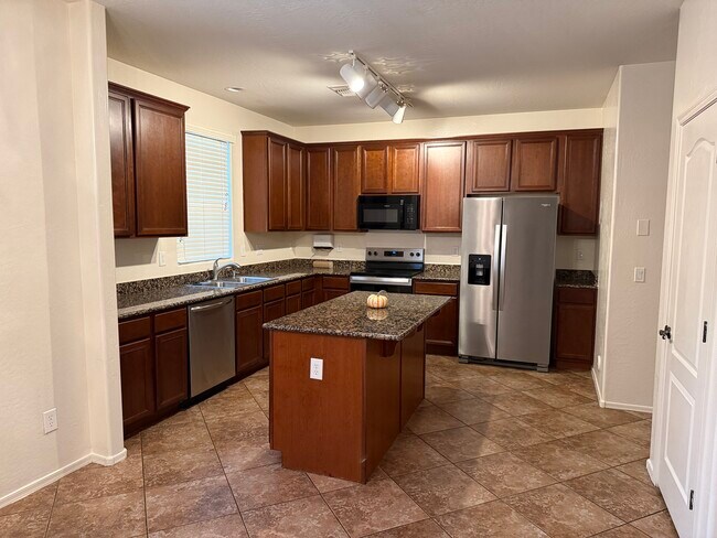 Foto del edificio - 4264 E Carla Vista Dr