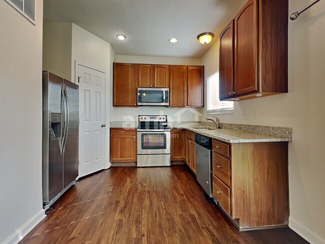 Foto del edificio - 20 Belwood Ct