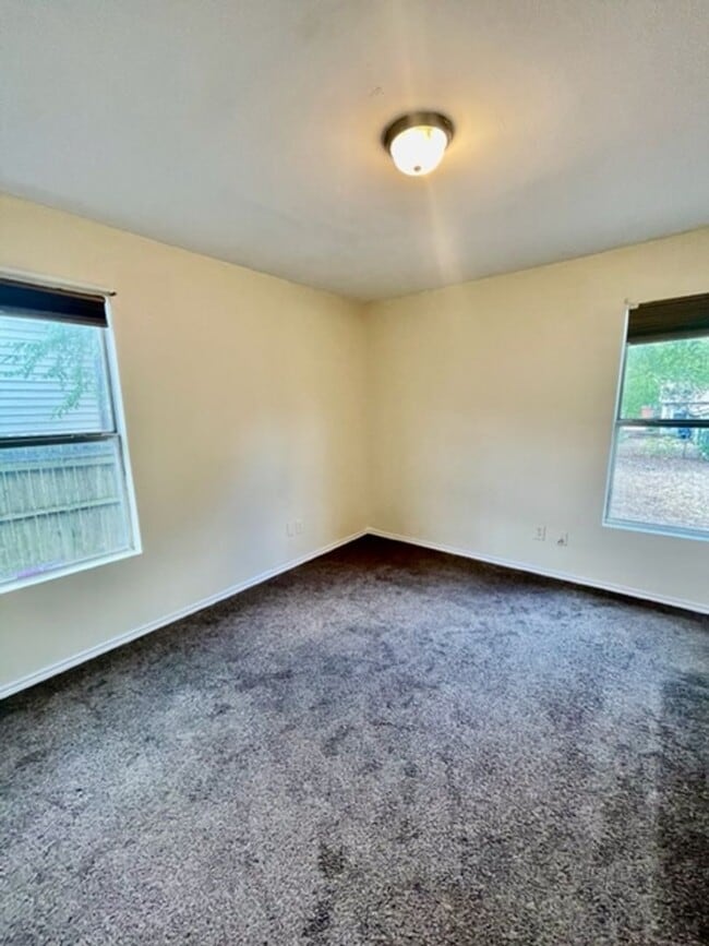 Foto del edificio - 1342 N 64th St