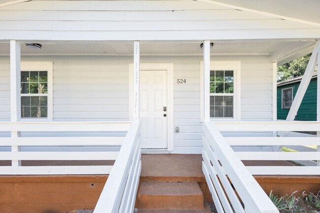 Building Photo - Updated 3BR/2BA Home – $500 OFF 1st Month!