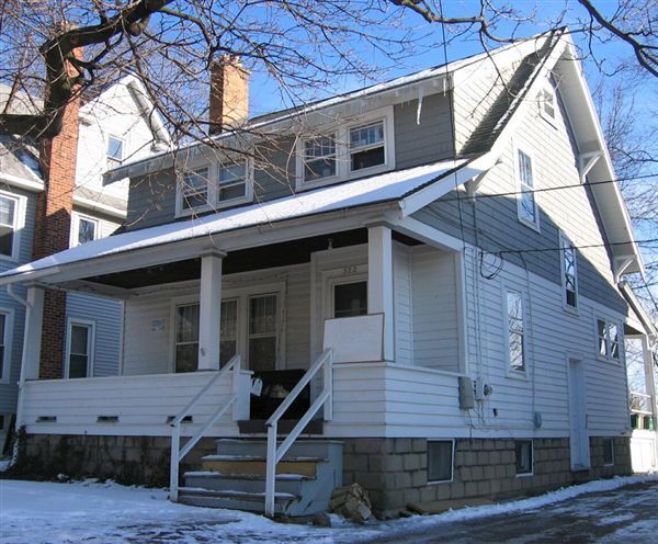 Primary Photo - 6 br, 2 bath House - 322 John St 322 John