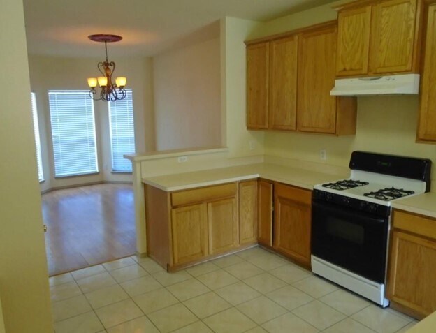 Building Photo - 118 Brookshore Dr