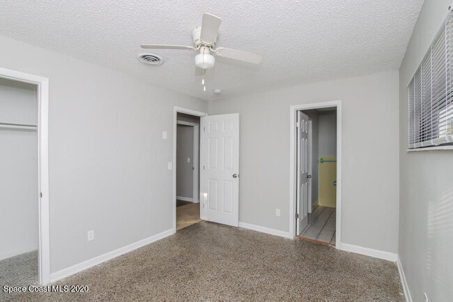 Foto del edificio - 1173 Martha Lee Ave