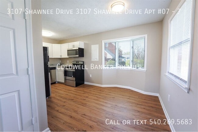 Foto del edificio - 3107 Shawnee Dr