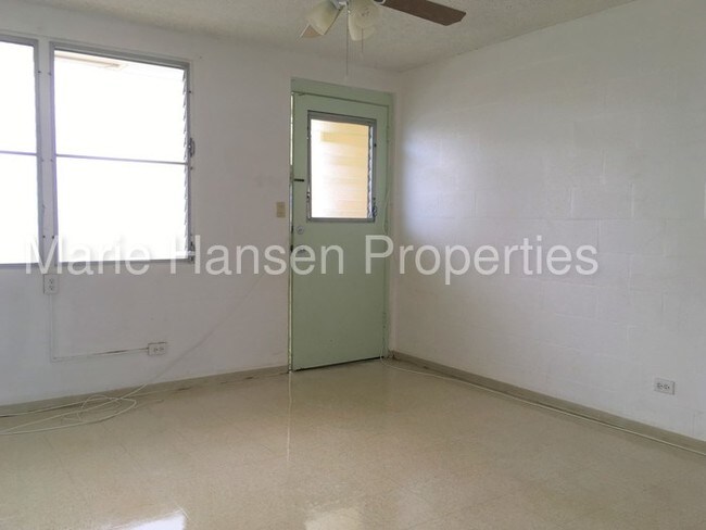 Building Photo - 2BR/1BA NEAR KAPIOLANI & UNIVERSITY