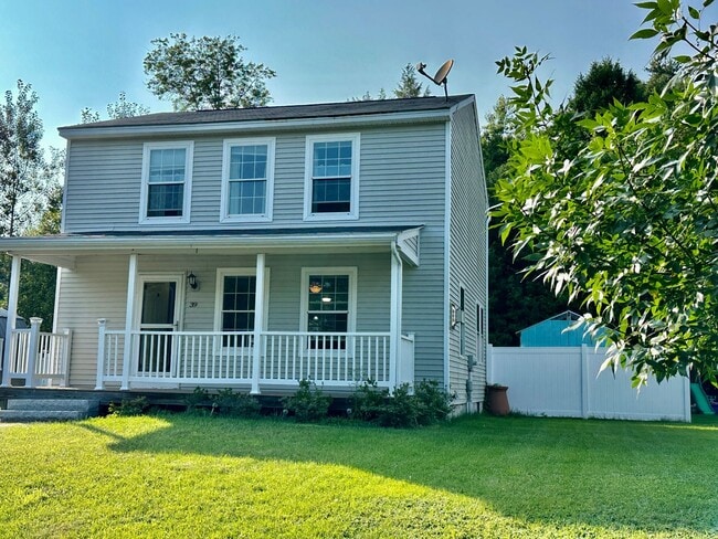 Like New 3BR Colonial For Rent - Like New 3BR Colonial For Rent House