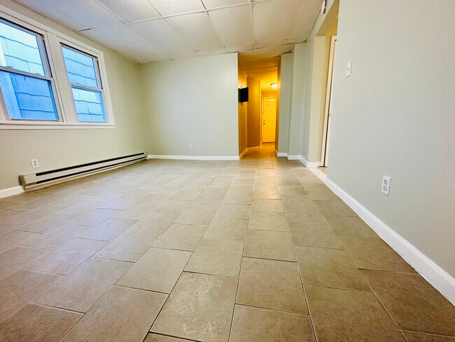 Foto del edificio - 189 Elmwood Ave