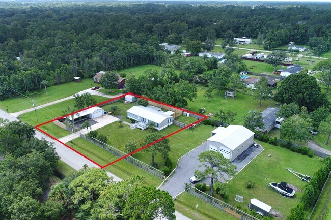 Building Photo - Home on half acre with land and storage