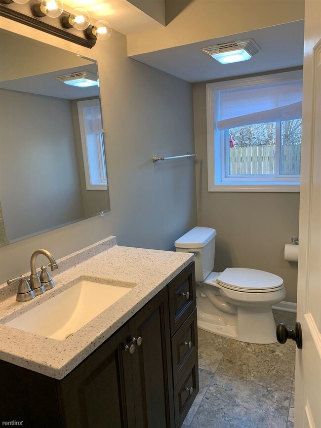 Foto del edificio - 3 br, 1.5 bath House - 23519 N Field Rd