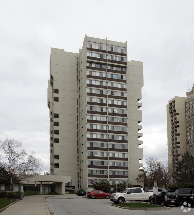 Photo du bâtiment - White Oaks Apartments