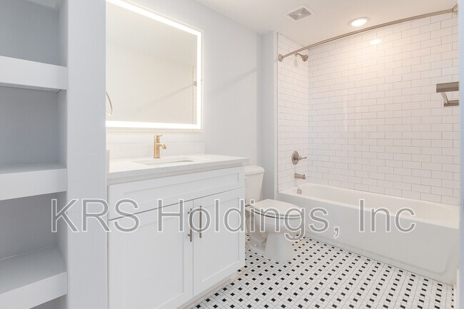Foto del edificio - 306 N Road St