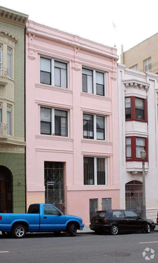 Primary Photo - 628 Hyde St