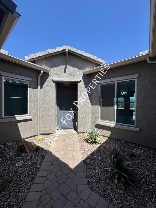 Building Photo - 11583 N Big Star Trail