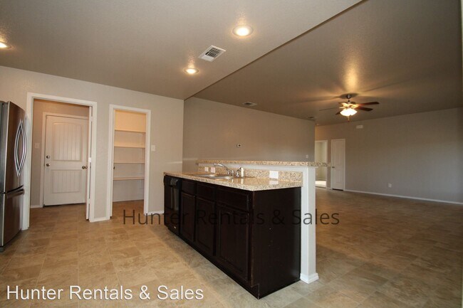 Foto del edificio - 4 br, 2 bath House - 5001 Imperial Eagle Dr