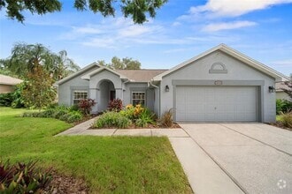 Building Photo - 10314 Deepbrook Dr