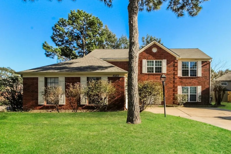 Primary Photo - 16203 Mission Falls Dr
