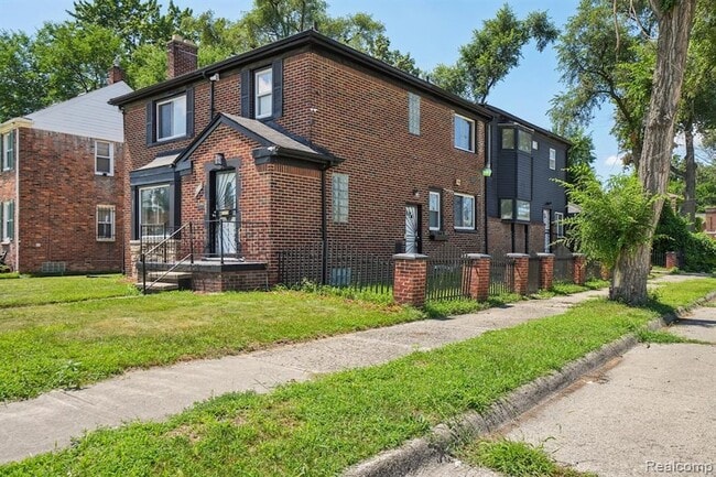 Building Photo - 19211 Birwood St
