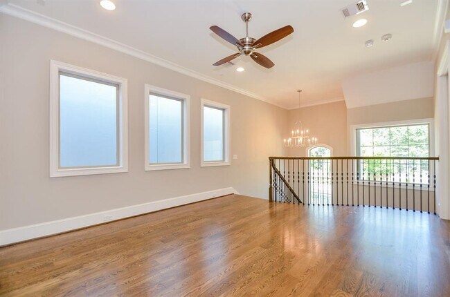 Foto del edificio - 10207 Preston St