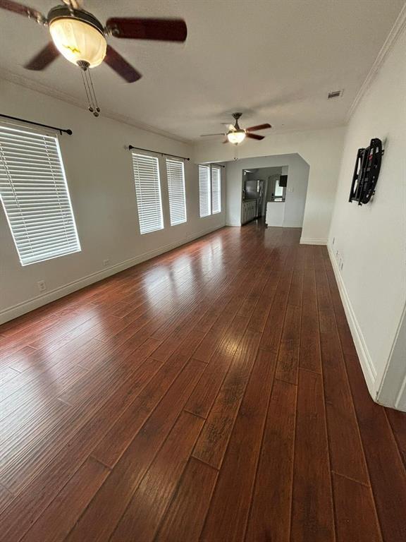 Foto del edificio - 728 Lawrence St