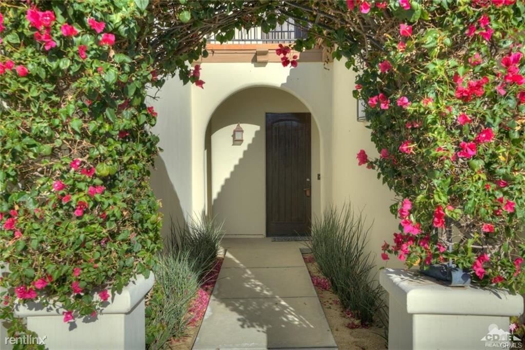 Primary Photo - 2 br, 2 bath Condo - 77746 Heritage Drive