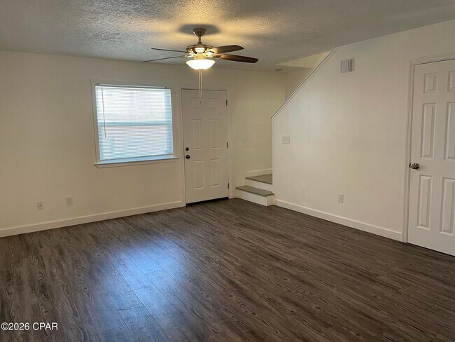 Foto del edificio - 2712 E 17th St