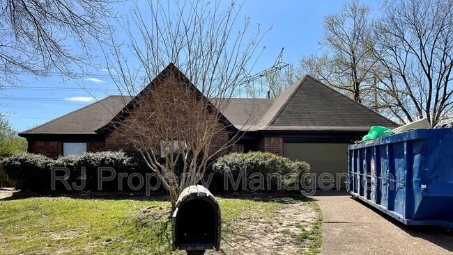 Foto del edificio - 4308 Ash Creek Cove