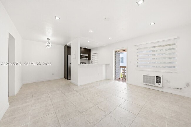 Building Photo - 7434 Harding Ave