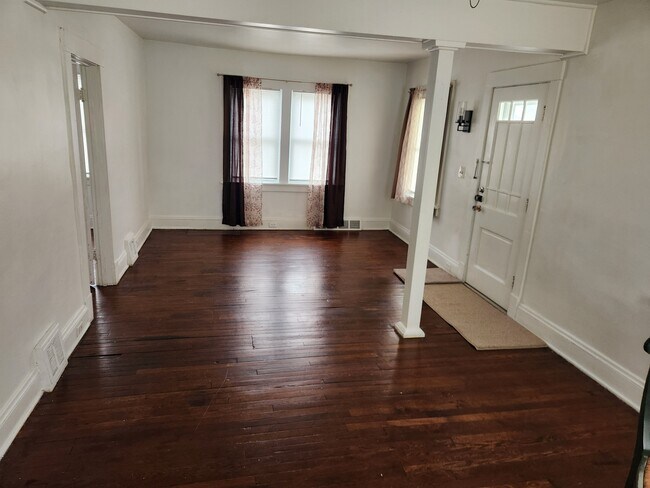 Foto del edificio - 4648 W 149th St