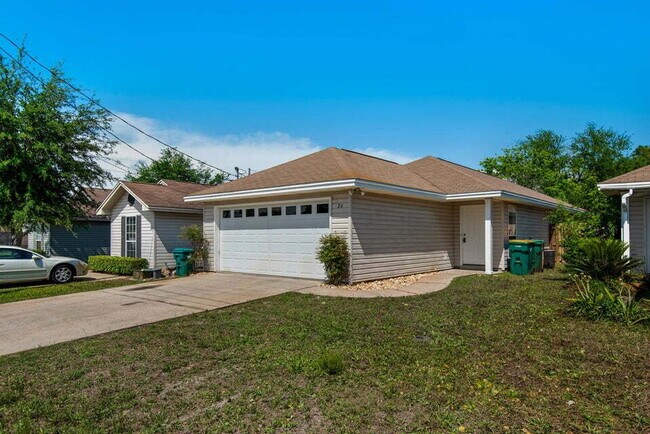 Foto del edificio - "Charming 3-Bedroom Home in Shalimar!"