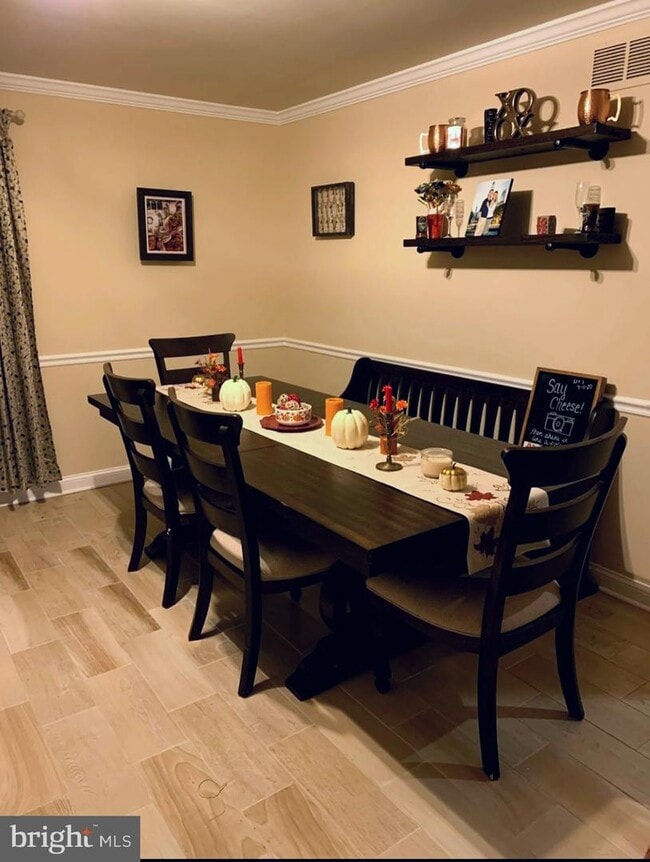 Building Photo - 5908 Chichester Ave