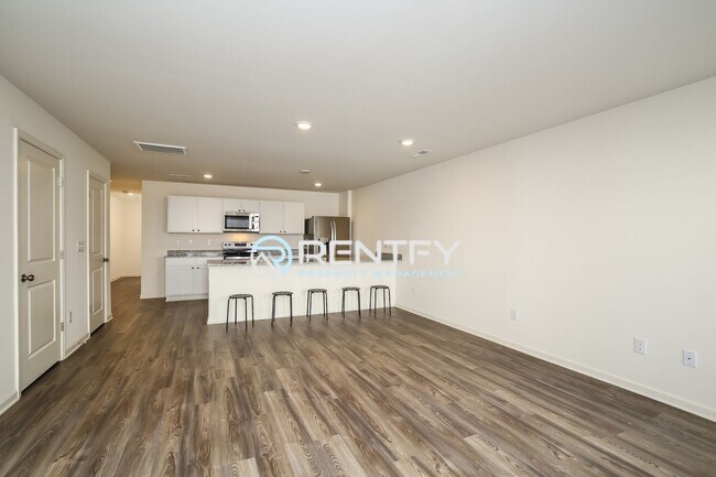 Foto del edificio - 109 Span Ln