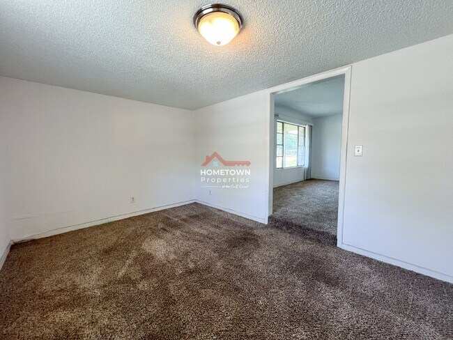 Building Photo - Charming Home in Belvedere Park