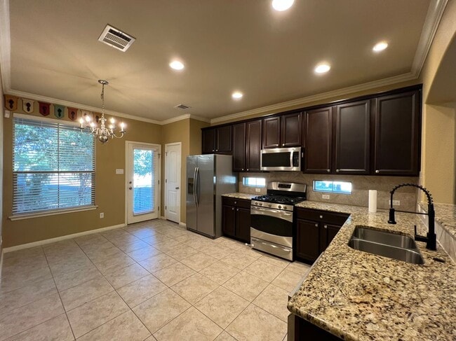 Foto del edificio - 14001 Avery Ranch Blvd