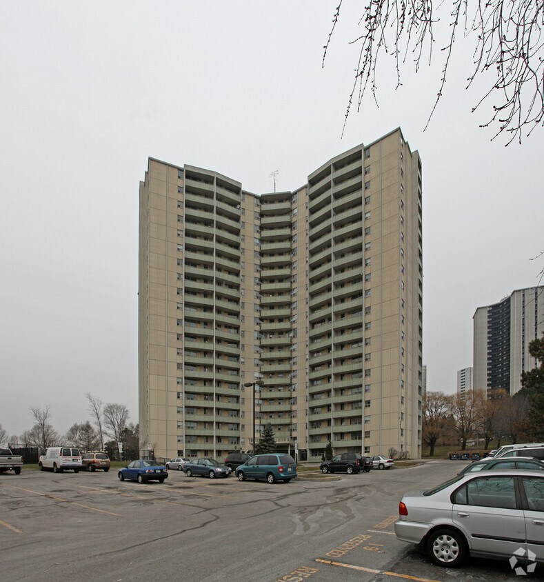 20 Graydon Hall Apartments 20 Graydon Hall Dr Toronto, ON