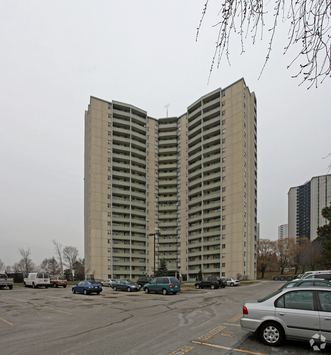 Building Exterior - 20 Graydon Hall