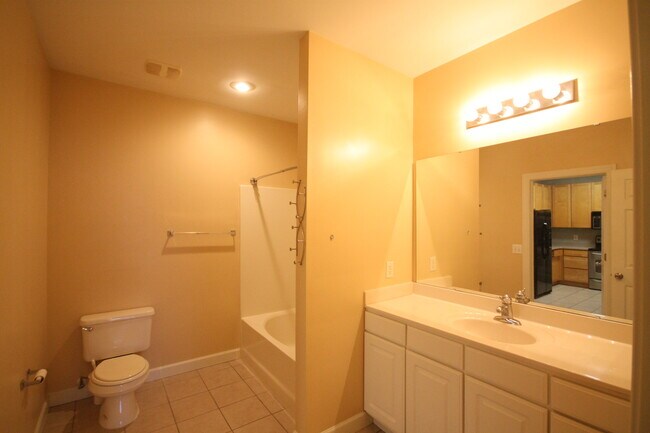 Building Photo - 1521 Cadfel Ct