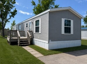 Building Photo - 4095 Geranium Ln