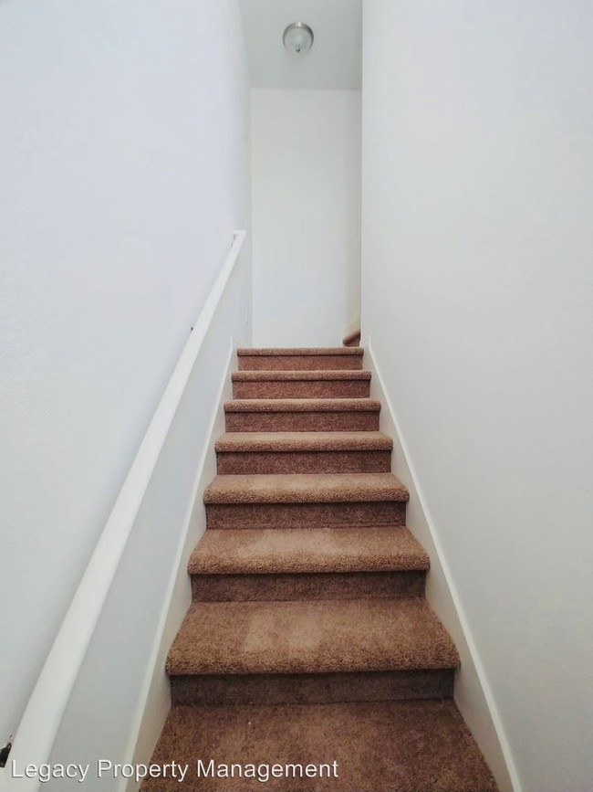 Building Photo - 4 br, 2.5 bath House - 3984 Night Heron Drive